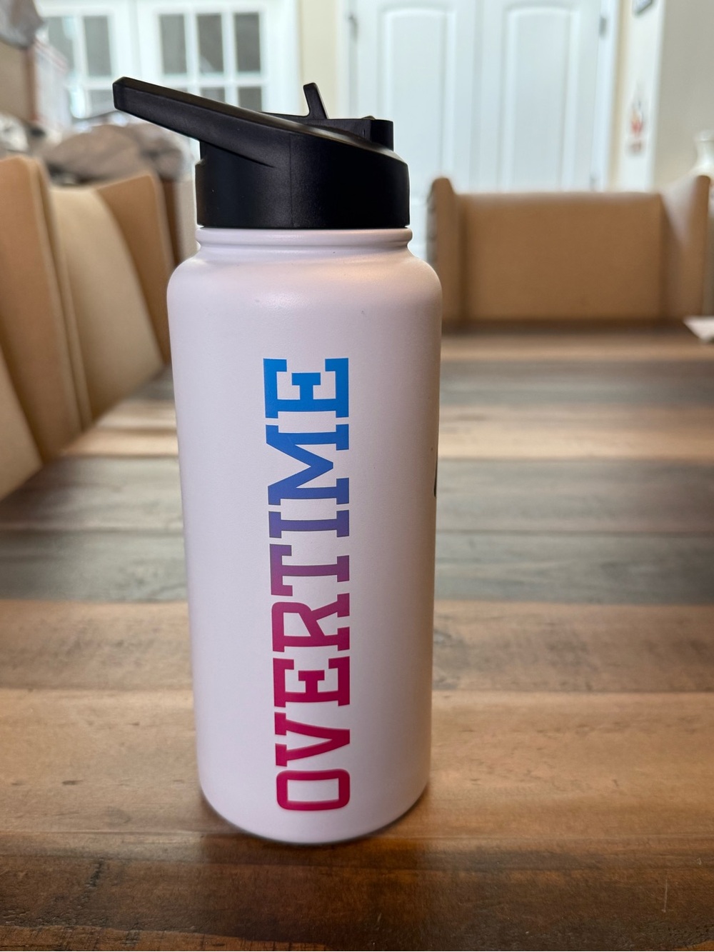 Overtime White/Black Plastic Water Bottle Flip Top Lid Handle 30 fl oz